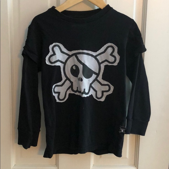 nununu Other - Boys nununu long sleeve black skull patch t-shirt